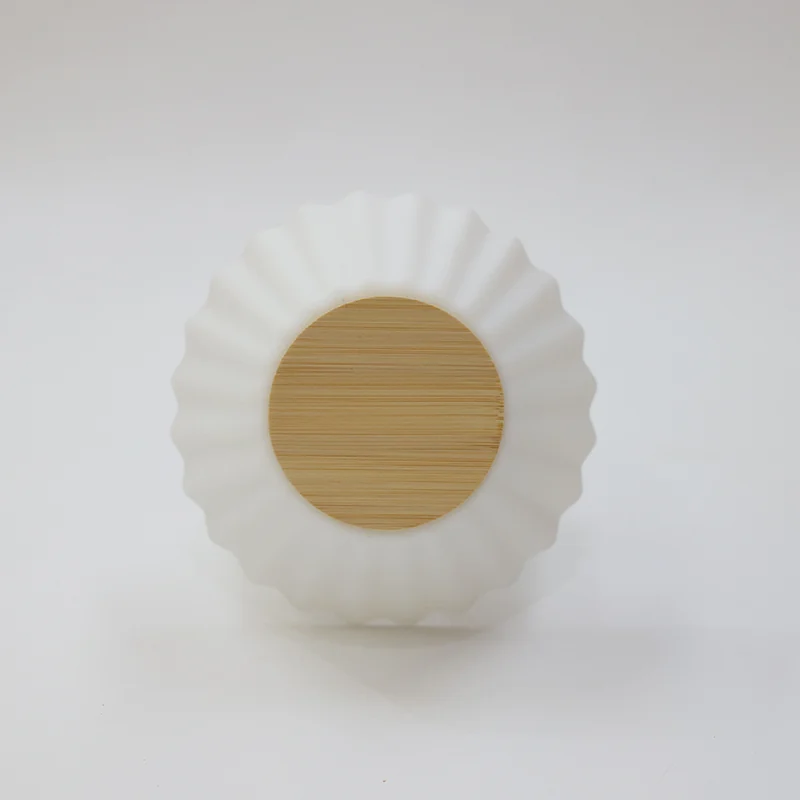 T2631 Bamboo Pleated Table Lamp thumbnail 5